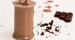 Az egészséges kakaós Smoothie Az egészséges kakaós Smoothie