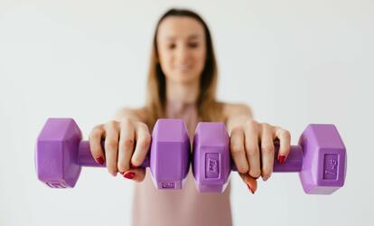 így csalnak a fitneszguruk az előtte-utána képekkel 15 perc alatt tökéletes alak: így csalnak a fitneszguruk az előtte-utána képekkel