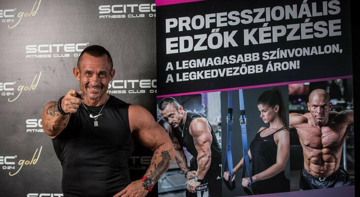 Mivel másabb a Weider Professional Fitness Trainer, mint a többi iskola?