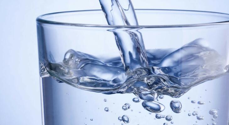 Elképesztő előnyökkel jár ha mindennap iszol vizet
