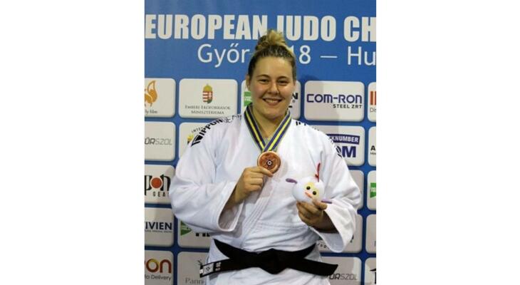Kárpáti Emese: Eredményes sportoló és hihetetlenül kitartó! Interjú Kárpáti Emese, nehézsúlyú judóssal!