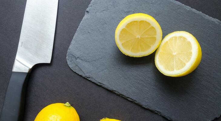 Gondolnád, hogy mennyi jótékony hatása van a citromnak? Olvasd el cikkünket és tudd meg a legfontosabbakat