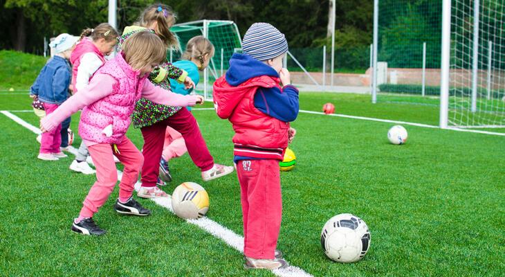 Szerettessük meg a sportot a gyerekeinkkel! Szerettessük meg a sportot a gyerekeinkkel!