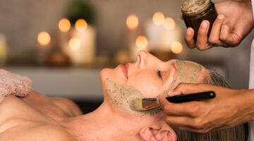 wellness részleget a szálloda weboldalán