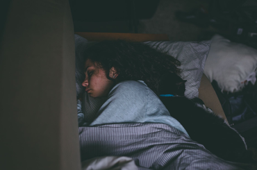 Az alvásnak nagy szerepe van a zsírégetésben 